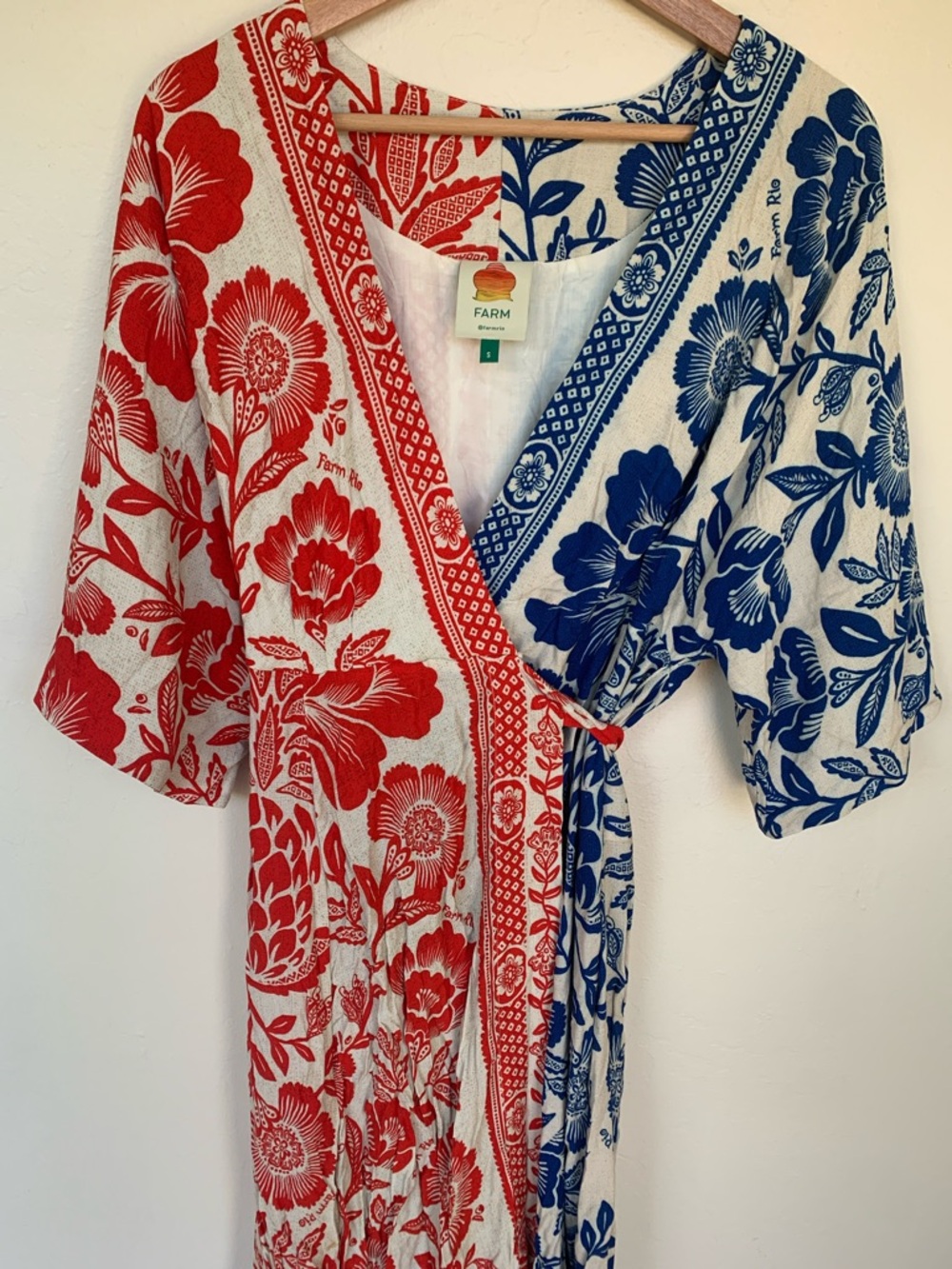 FARM Rio Mixed Pineapple Red Blue Wrap Dress Size S - Picture 2 of 10